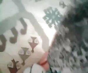 Anne oğlu seks filim izlemek istiyorum için var